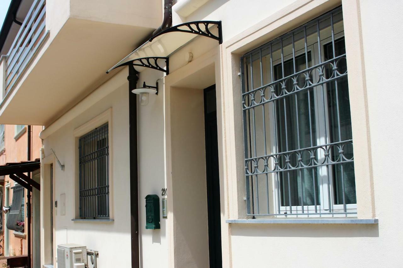 فيلا فياريجيوفي Casa Lu' المظهر الخارجي الصورة